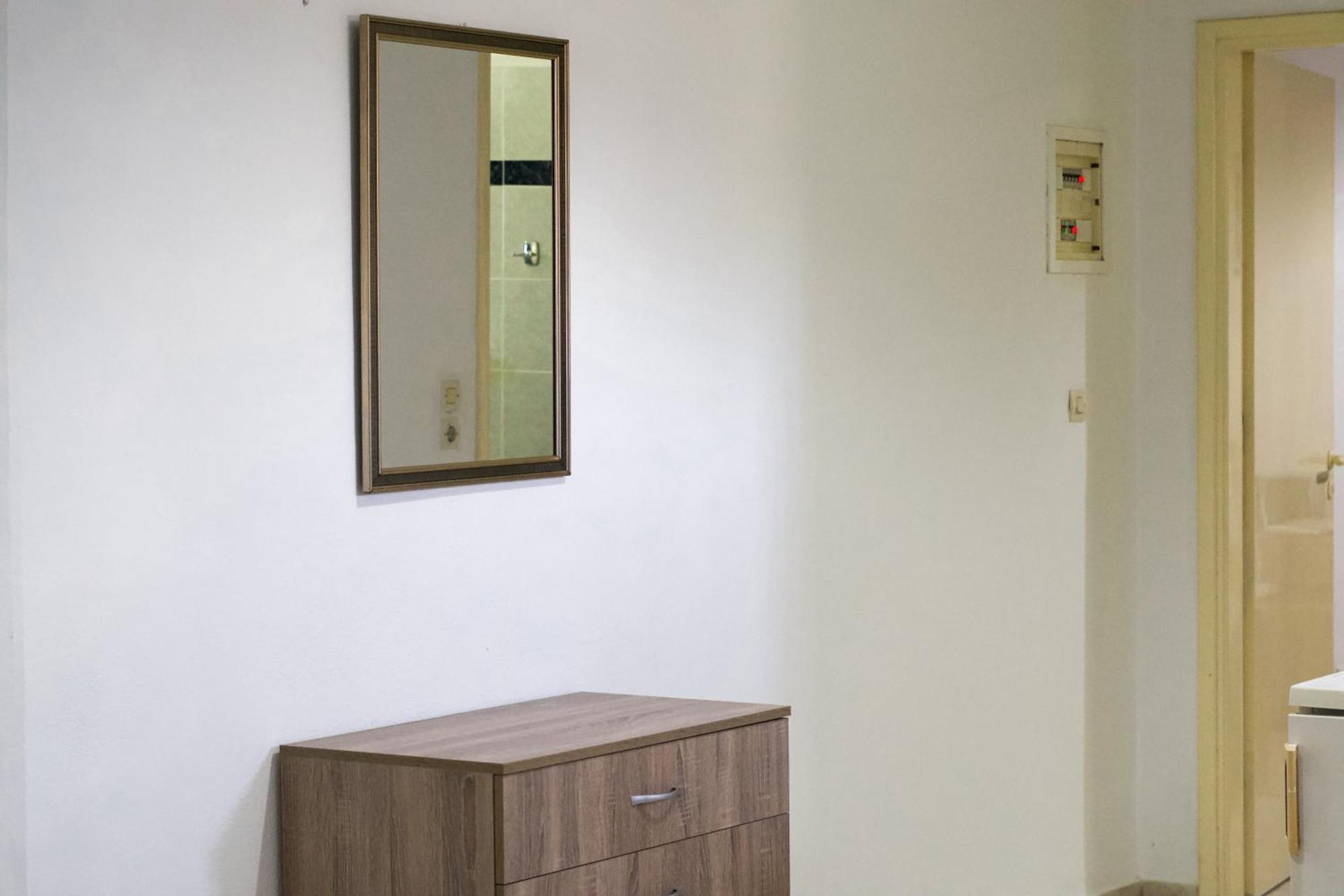 Pink Sand Sea Apartment Adelianos Kampos Exterior photo